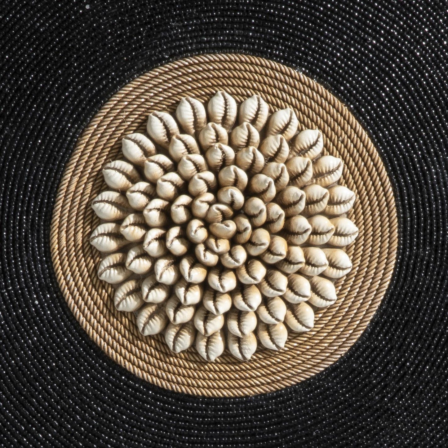 Décoration murale perlée Kuassi