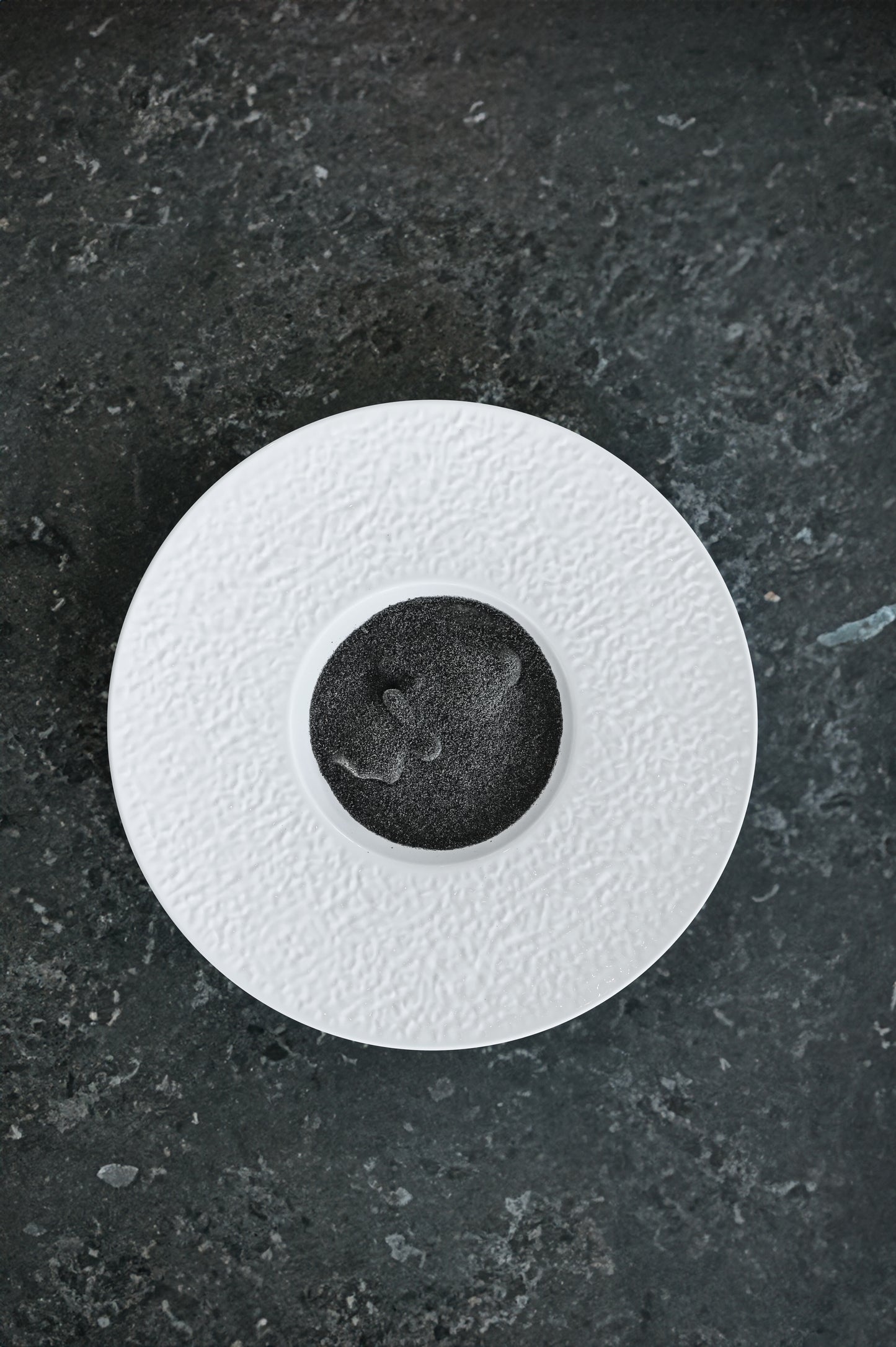 Plat de service creux Moon @Baci Milano