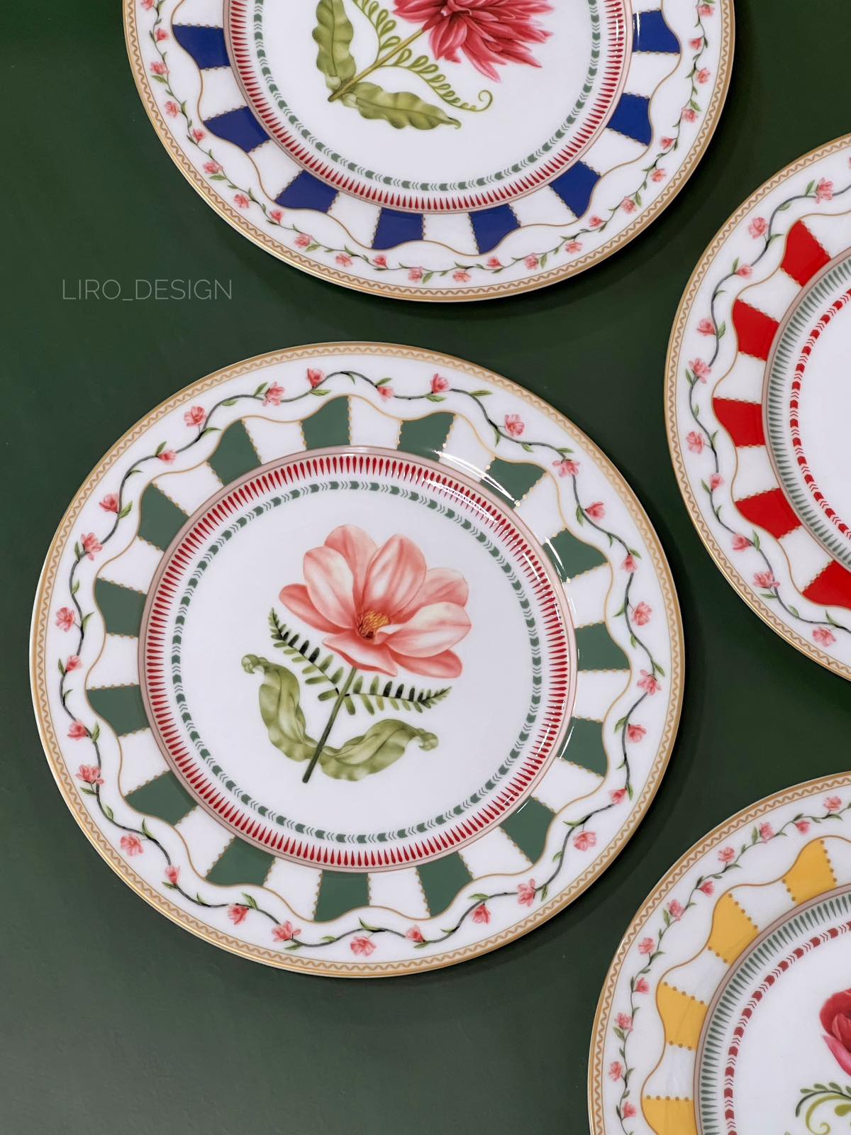 Set de 4 assiettes dessert Flowery