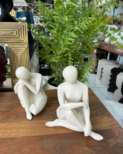 1x Personnage Kneeling