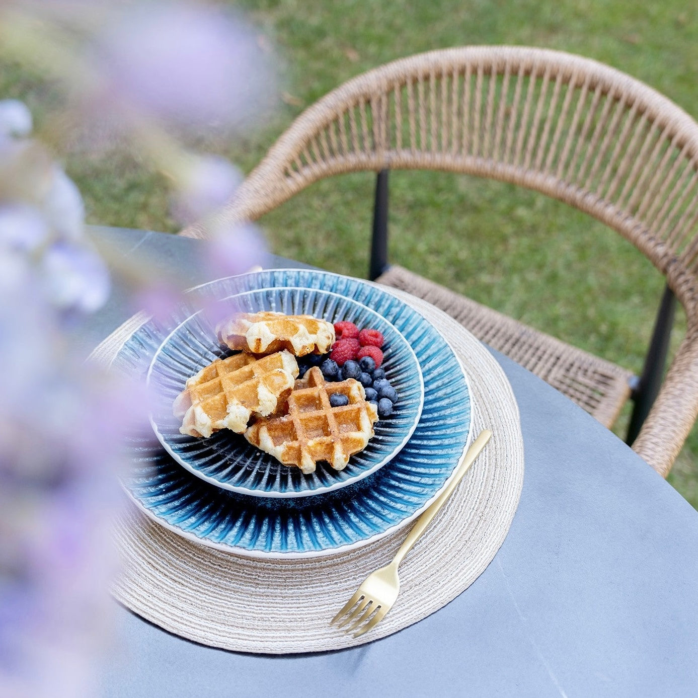 12x Assiette plate Mustique (prix à l'unité)